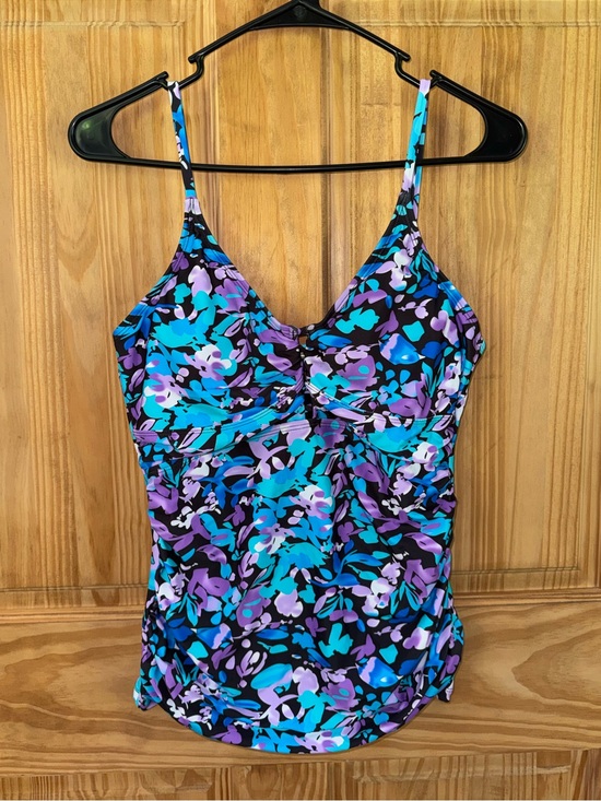 RELLECIGA Other - RELLECIGA Women's Ruched Tankini Top